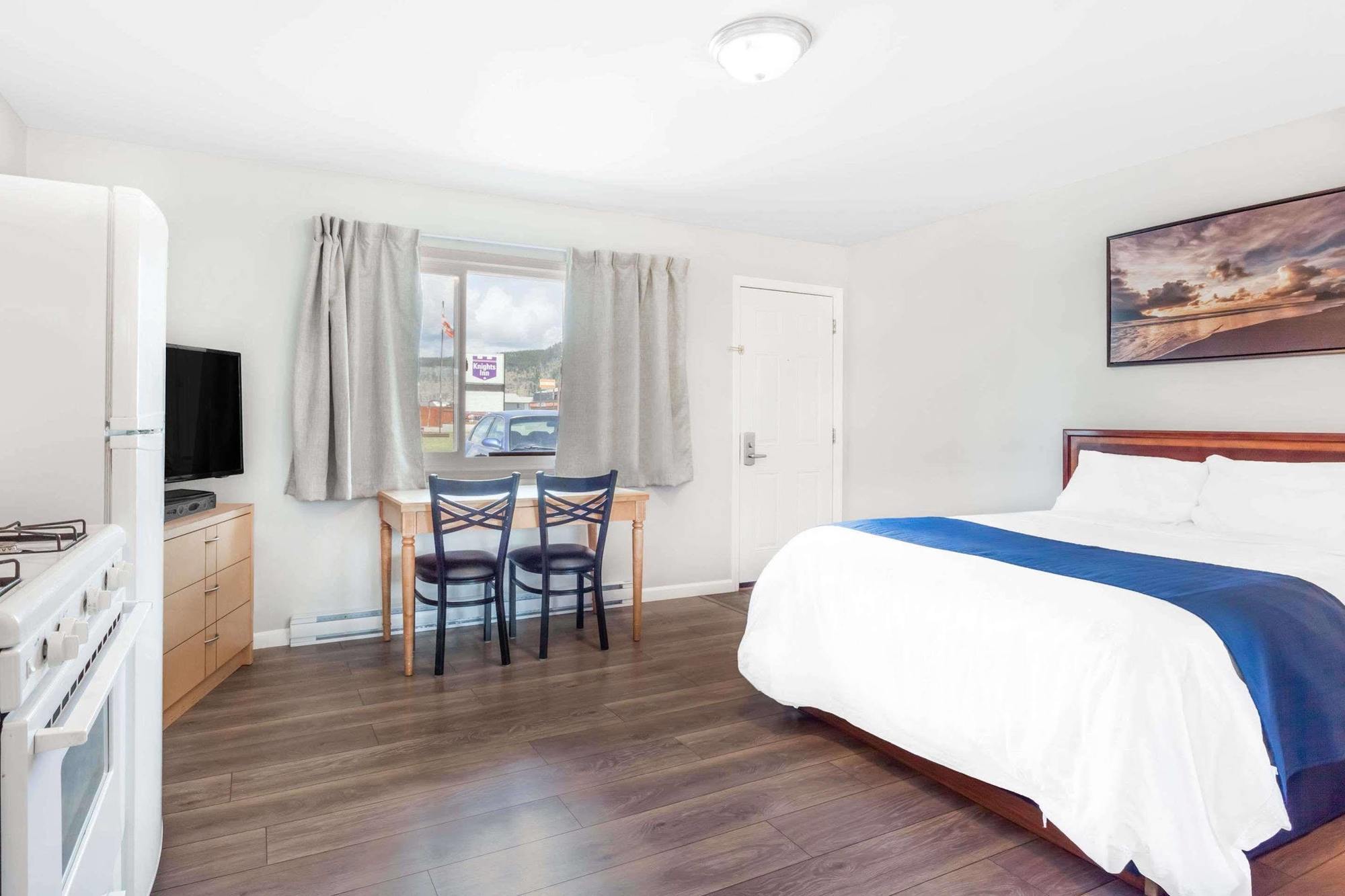Knights Inn Мерритт Экстерьер фото
